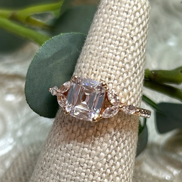 NOT FOR SALE - Shop My Closet For Jewelry and Accessories 🛍 - Picture 6 of 15